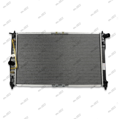 радиатор алюминиевый LUZAR Chevrolet Lanos (02-) 1.5/1.6 АТ LRc CHLs02260, 96182260