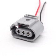 колодка соединительная AIRLINE 3 pin с проводами для датчика положения коленвала VAG Passat, A4, A6, Superb AECC130