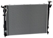радиатор алюминиевый LUZAR для а/м Kia Sorento II (09-)/Hyundai Santa FE (CM) (06-) 2.4i AT (LRc 081P7)
